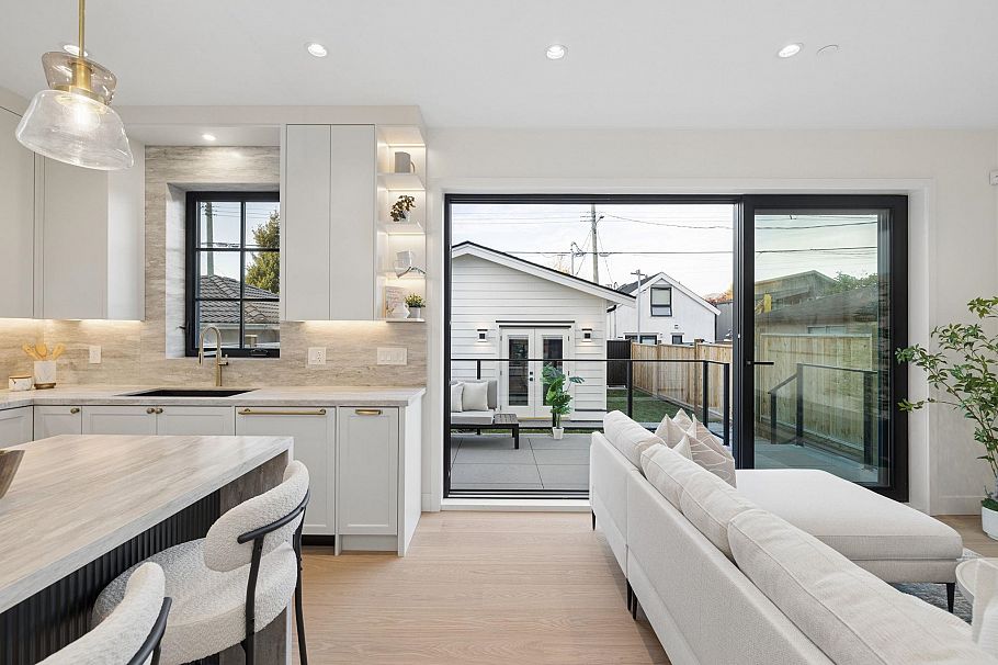 2 2733 William Street Vancouver, BC - 16