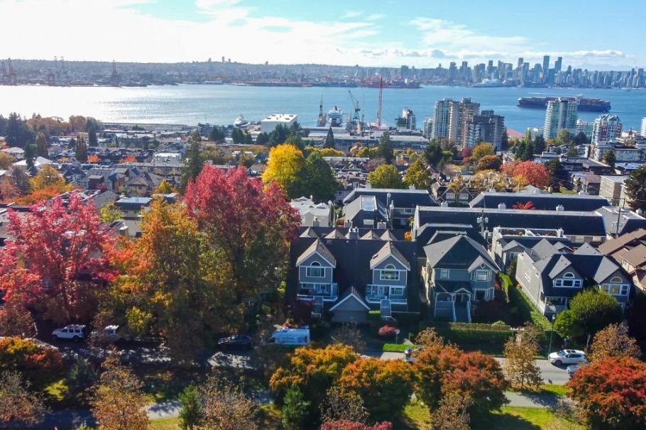 304 223 E Keith Road North Vancouver, BC - 25