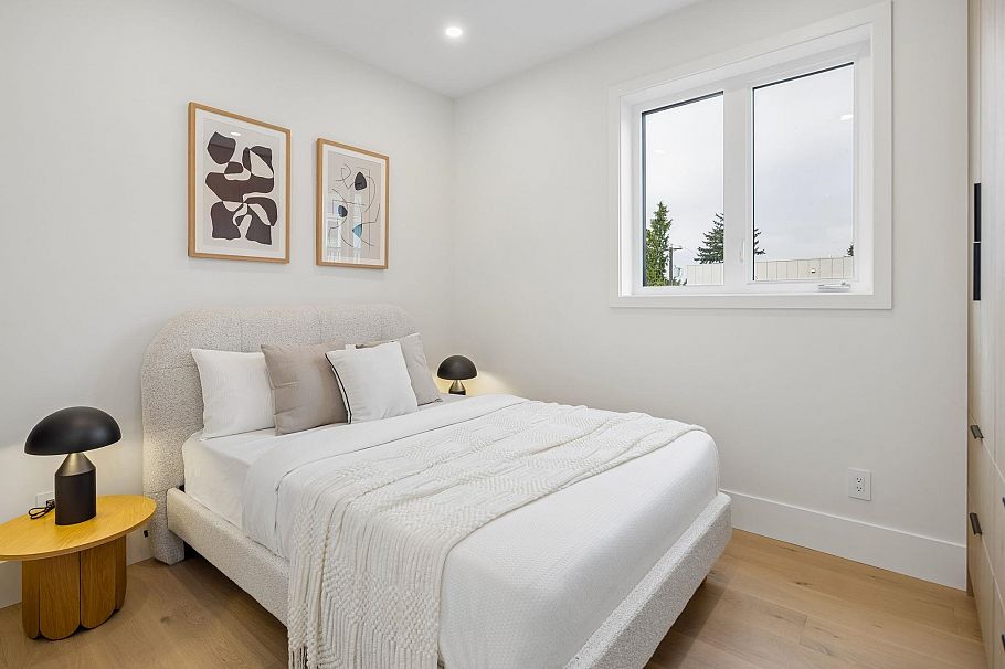 934 W 57th Avenue Vancouver, BC - 10
