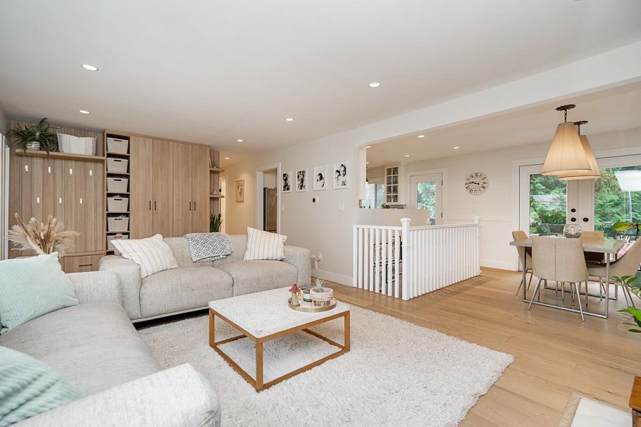 1361 E 15th Street North Vancouver, BC - 4