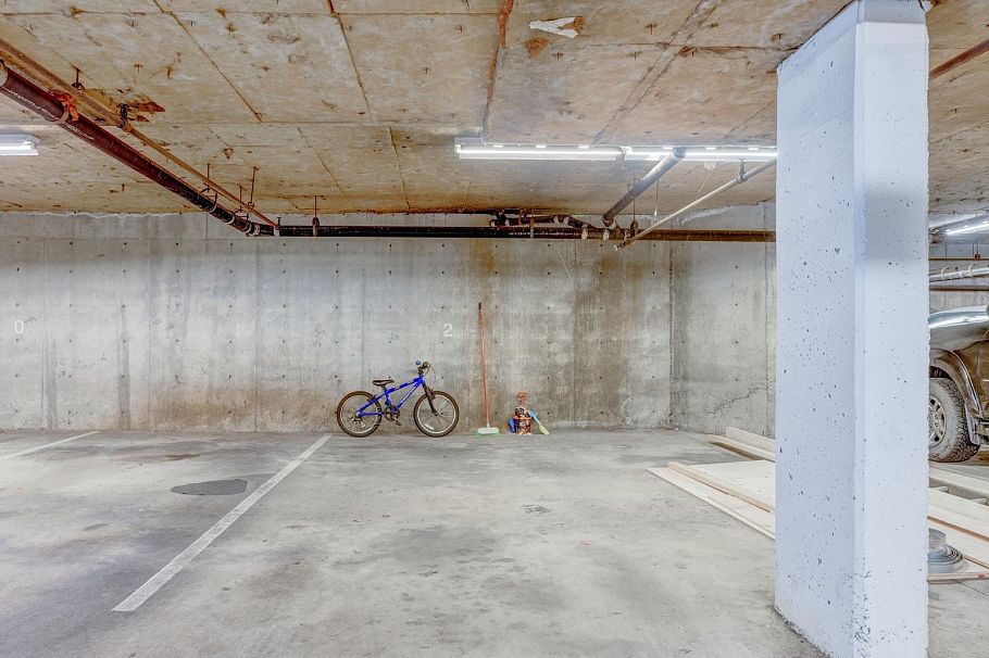 101 251 W 4th Street North Vancouver, BC - 18