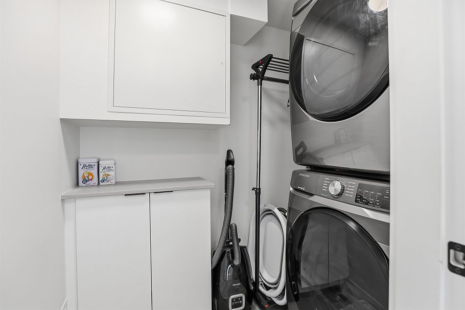 24 533 E 3rd Street North Vancouver, BC - 27
