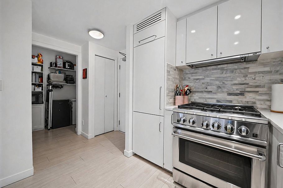 512 1133 Homer Street Vancouver, BC - 13