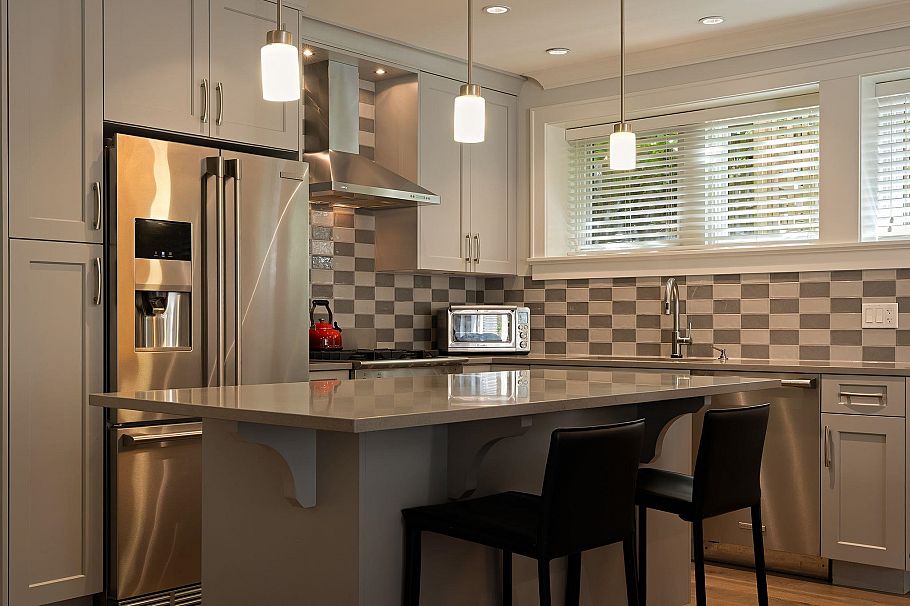 330 W 14th Avenue Vancouver, BC - 22