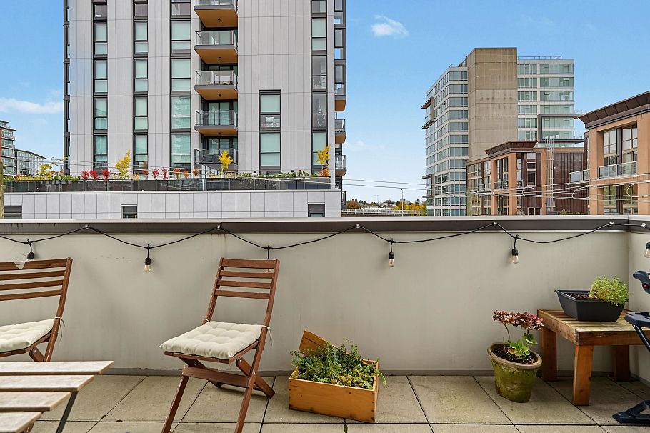 401 1510 W 6th Avenue Vancouver, BC - 18