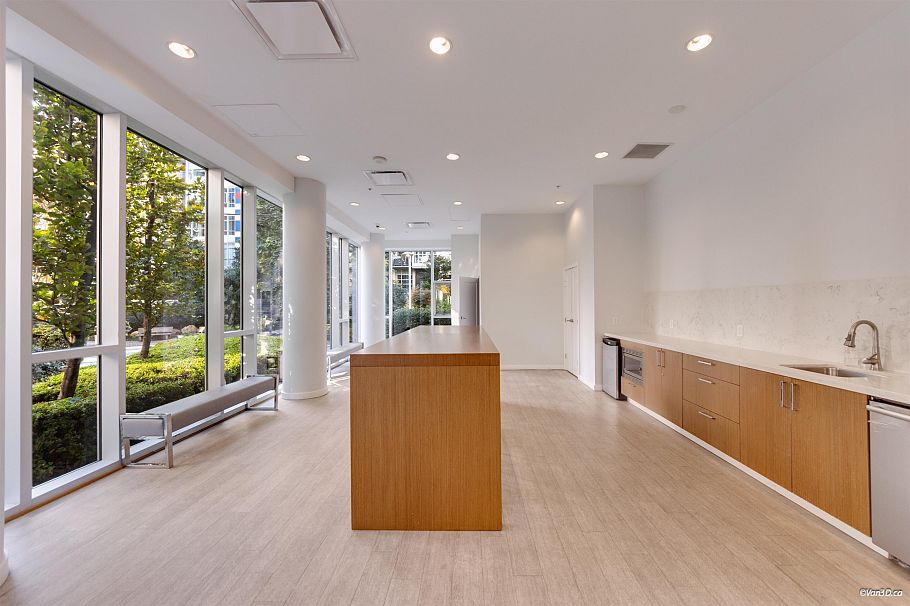 801 38 W 1st Avenue Vancouver, BC - 24