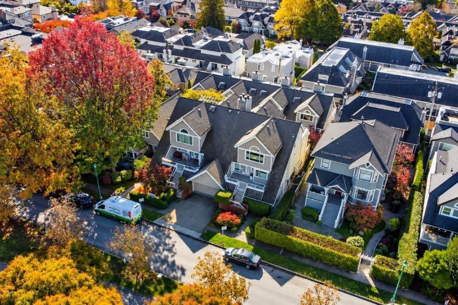304 223 E Keith Road North Vancouver, BC - 27