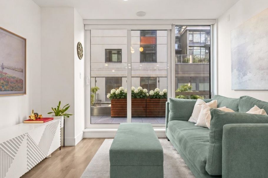 203 1788 Columbia Street Vancouver, BC - 11