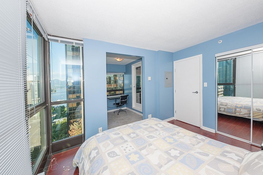 910 1367 Alberni Street Vancouver, BC - 11