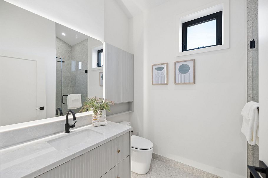 2 2733 William Street Vancouver, BC - 32