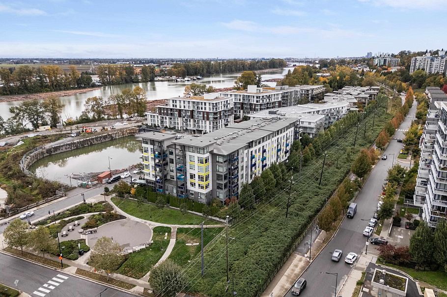 214 3289 Riverwalk Avenue Vancouver, BC - 24