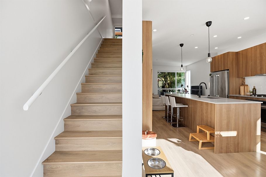 24 533 E 3rd Street North Vancouver, BC - 11