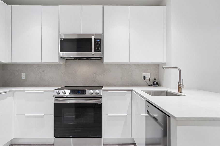 410 1177 Hornby Street Vancouver, BC - 9