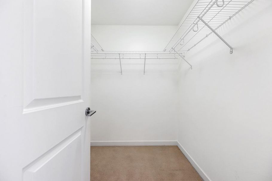 101 5628 Birney Avenue Vancouver, BC - 18
