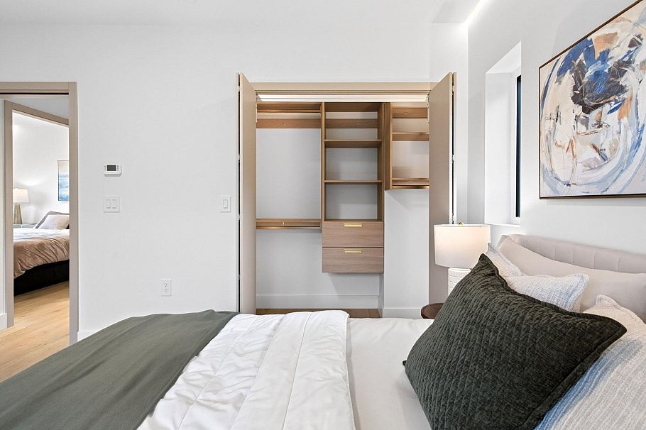2 3315 W 10th Avenue Vancouver, BC - 10