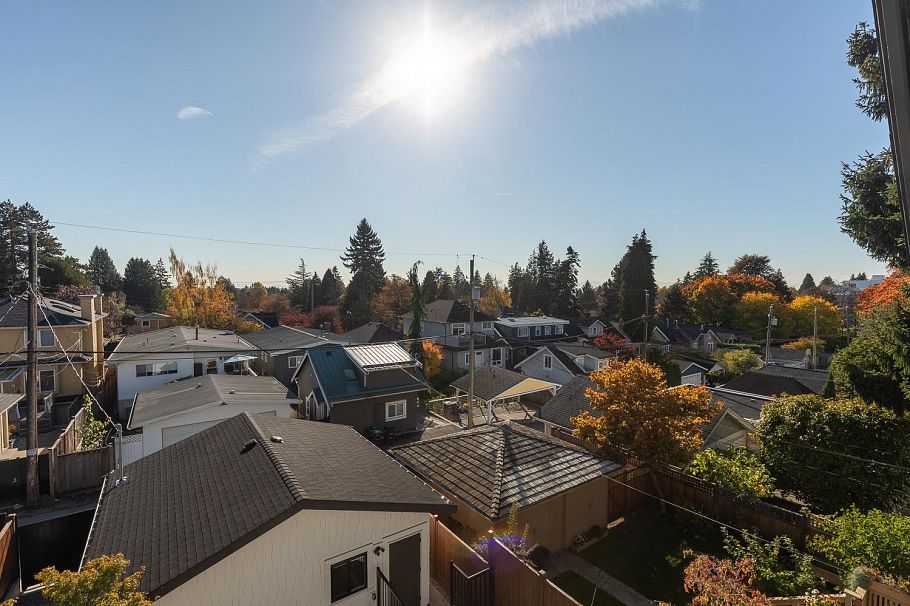 2 2138 W 48th Avenue Vancouver, BC - 26