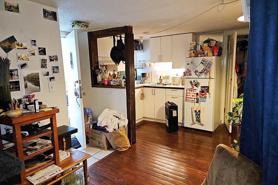 1055 E 11th Avenue Vancouver, BC - 23