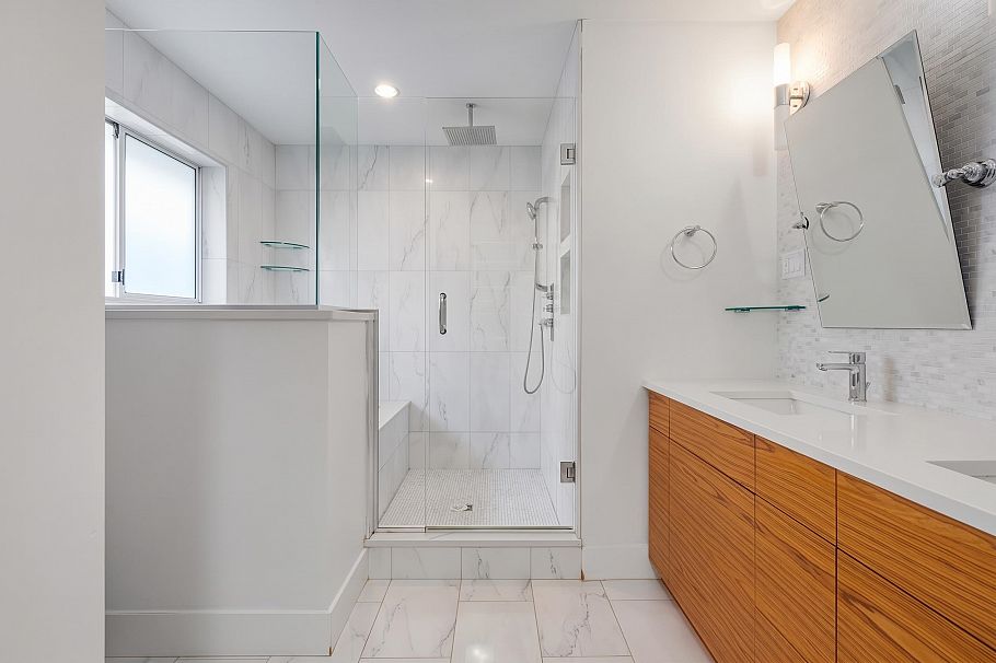 35 W 15th Avenue Vancouver, BC - 21