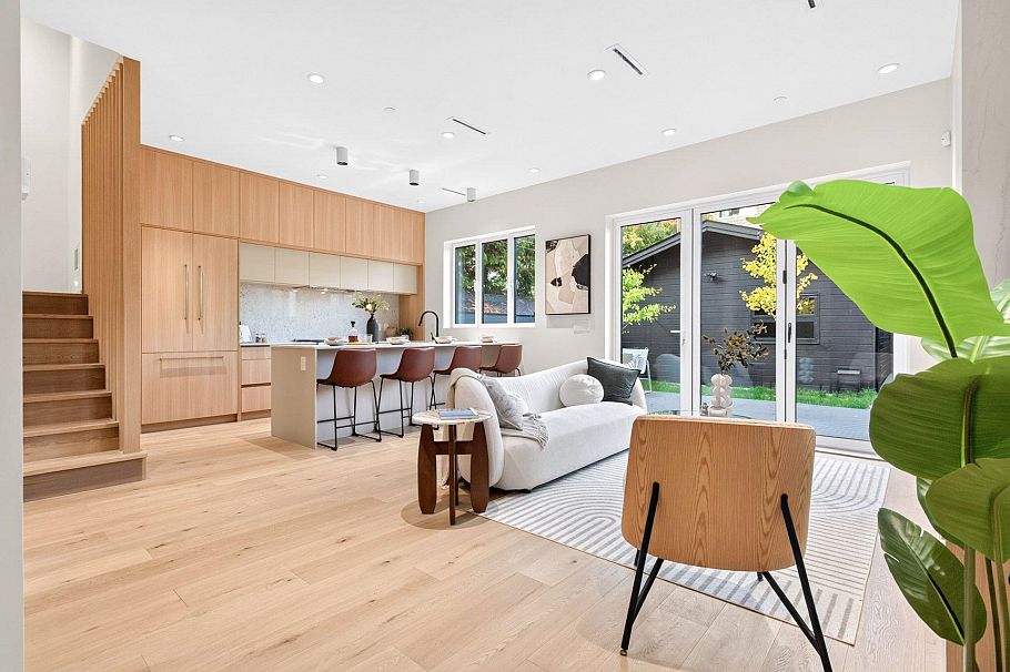2 3315 W 10th Avenue Vancouver, BC - 6
