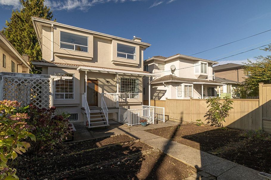 5454 Inverness Street Vancouver, BC - 26