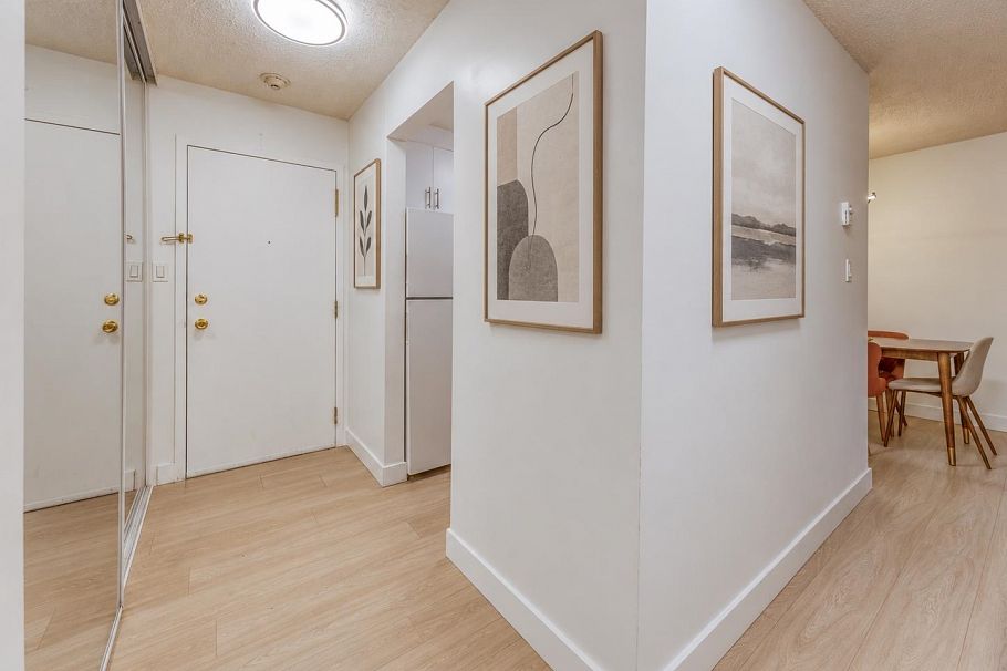 101 251 W 4th Street North Vancouver, BC - 16