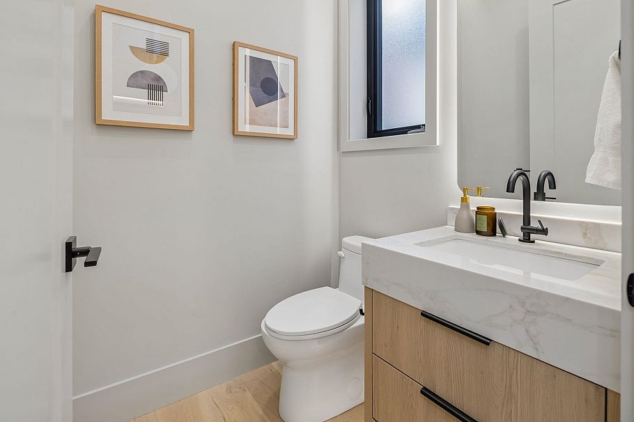 2 936 W 57th Avenue Vancouver, BC - 10