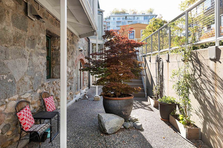 4 280 E 6th Avenue Vancouver, BC - 14