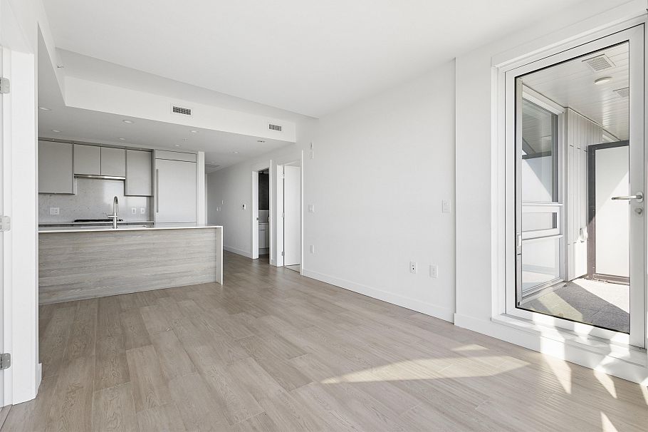 401 7638 Cambie Street Vancouver, BC - 7