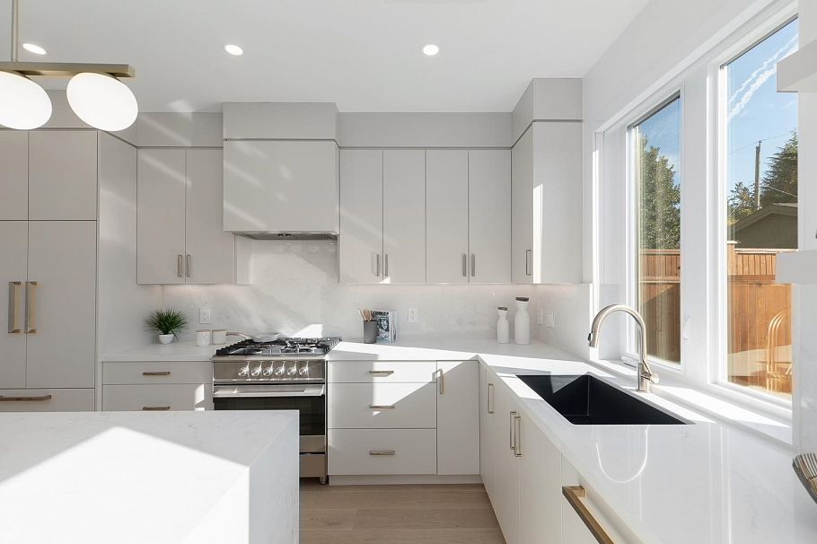 2 2138 W 48th Avenue Vancouver, BC - 6