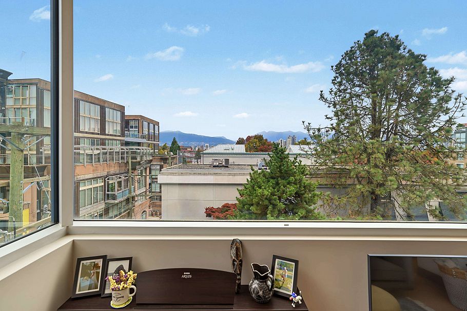401 1510 W 6th Avenue Vancouver, BC - 16