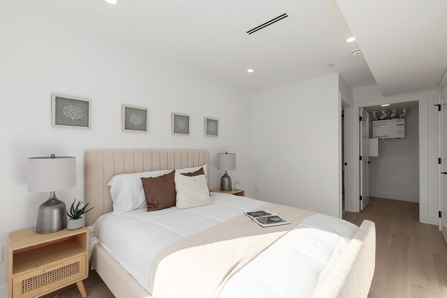 2 2138 W 48th Avenue Vancouver, BC - 15