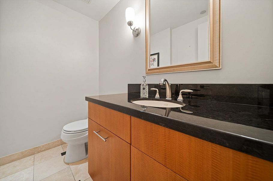 402 323 Jervis Street Vancouver, BC - 29