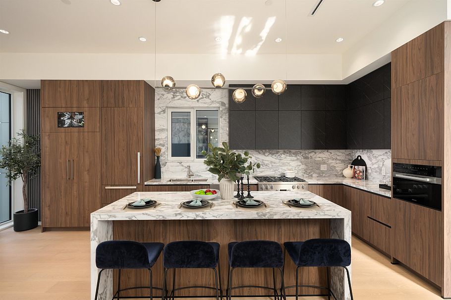 1 6898 Adera Street Vancouver, BC - 4