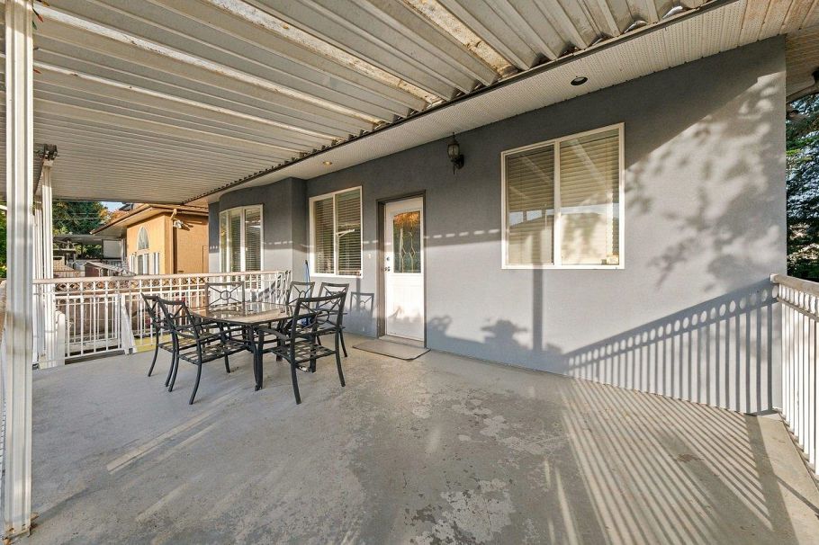 3895 Glendale Street Vancouver, BC - 37
