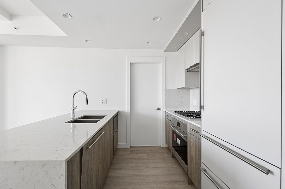 401 7638 Cambie Street Vancouver, BC - 2