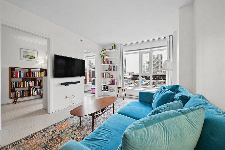 512 1133 Homer Street Vancouver, BC - 2