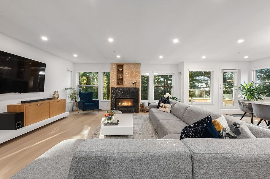 11 2425 Edgemont Boulevard North Vancouver, BC - 17