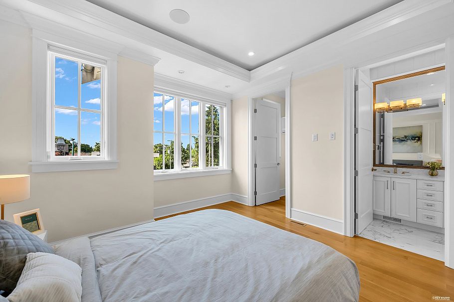 3581 W 32nd Avenue Vancouver, BC - 29
