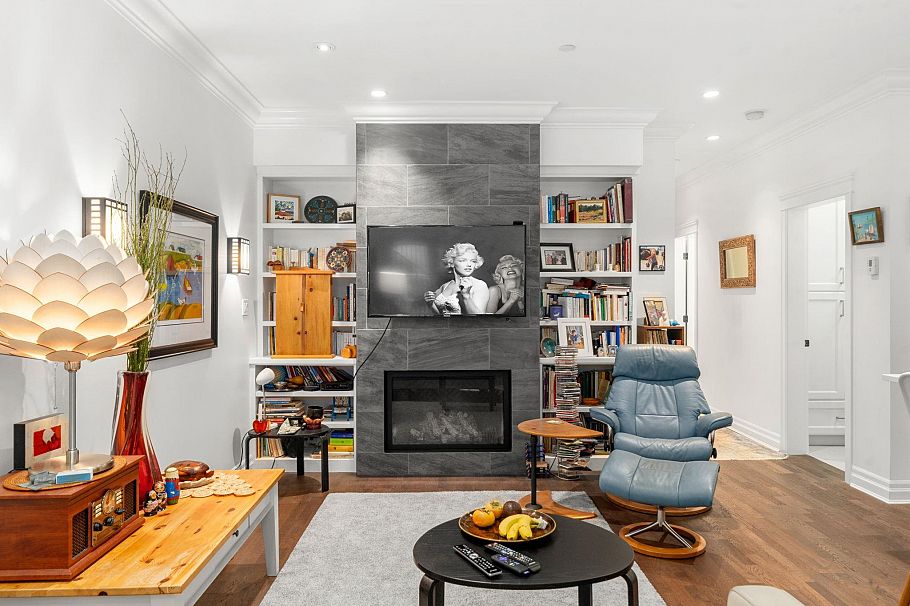 2533 Kitchener Street Vancouver, BC - 25