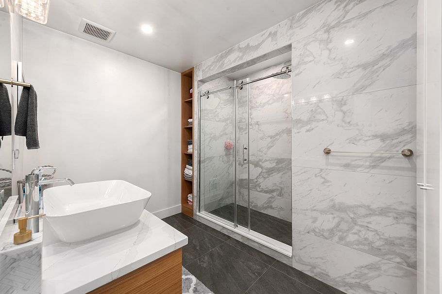 11 2425 Edgemont Boulevard North Vancouver, BC - 29