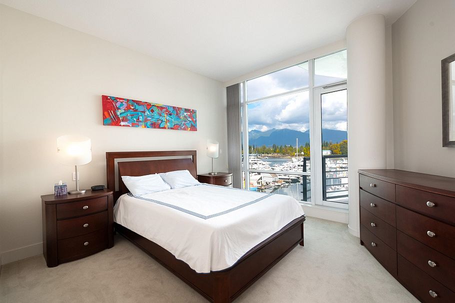 203 499 Broughton Street Vancouver, BC - 12