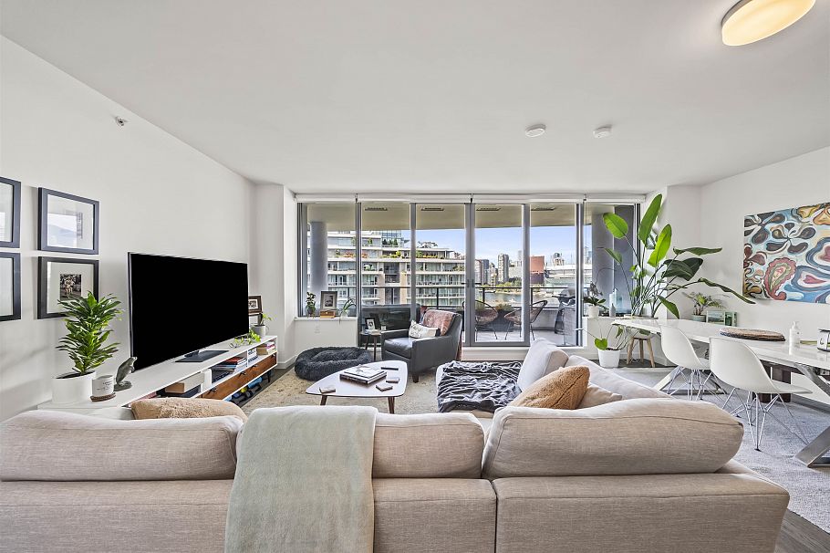 904 1678 Pullman Porter Street Vancouver, BC - 4