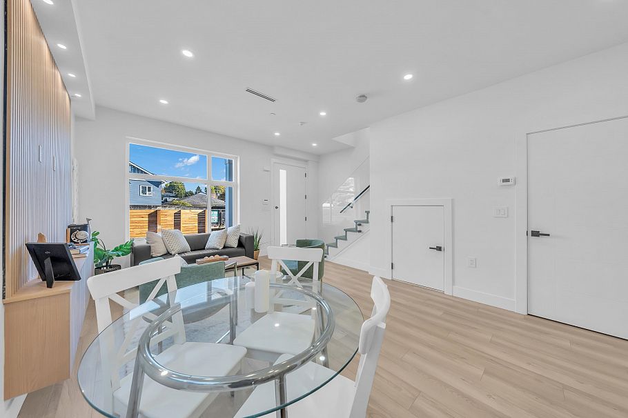 2 4587 Knight Street Vancouver, BC - 8