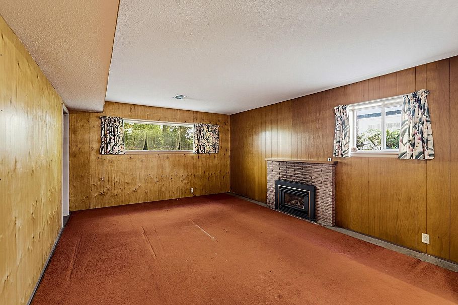 2878 W 14th Avenue Vancouver, BC - 21