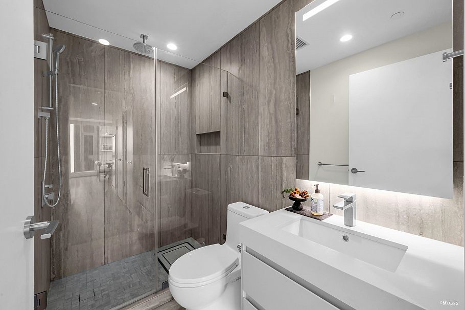 1906 7433 Cambie Street Vancouver, BC - 24
