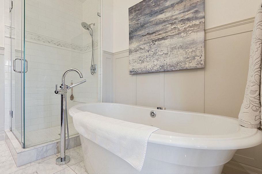 2533 Kitchener Street Vancouver, BC - 17
