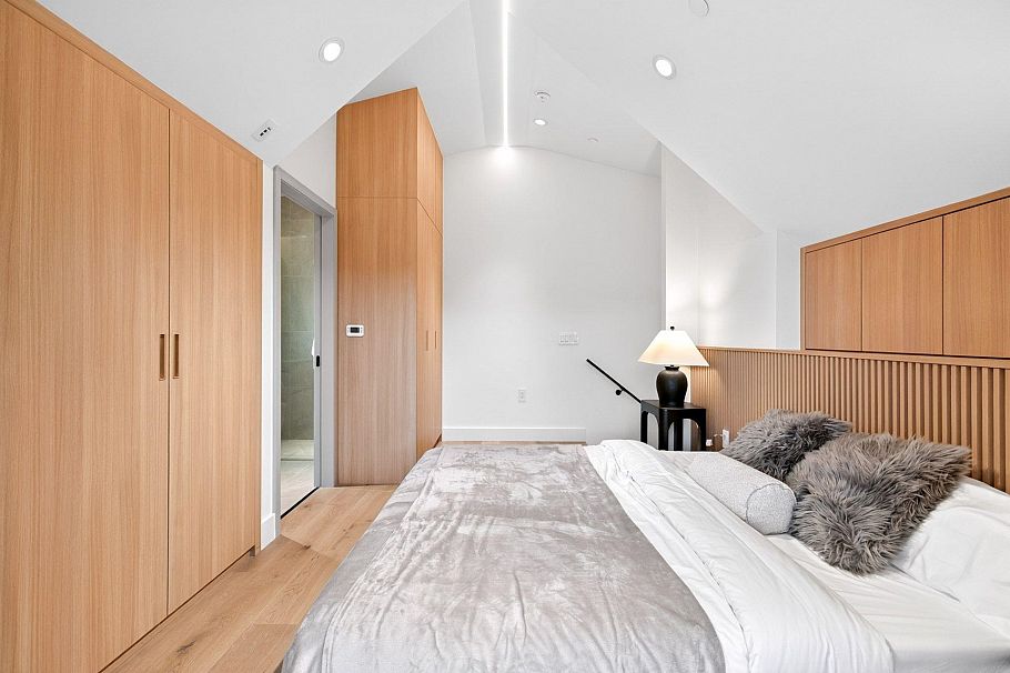 2 3315 W 10th Avenue Vancouver, BC - 8