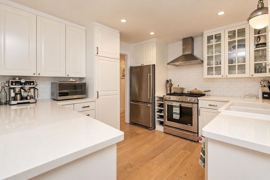 1361 E 15th Street North Vancouver, BC - 10