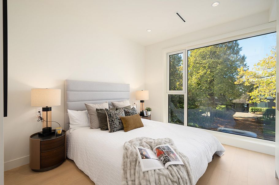 1 6898 Adera Street Vancouver, BC - 7