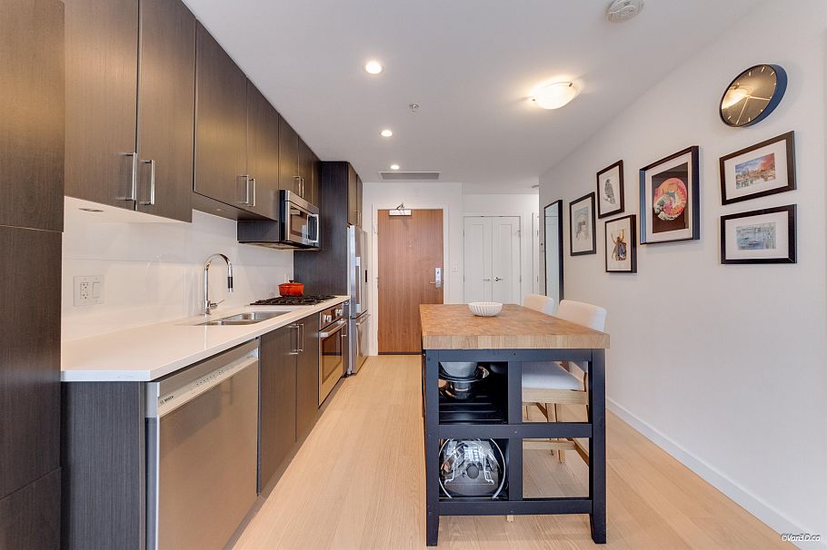 801 38 W 1st Avenue Vancouver, BC - 9